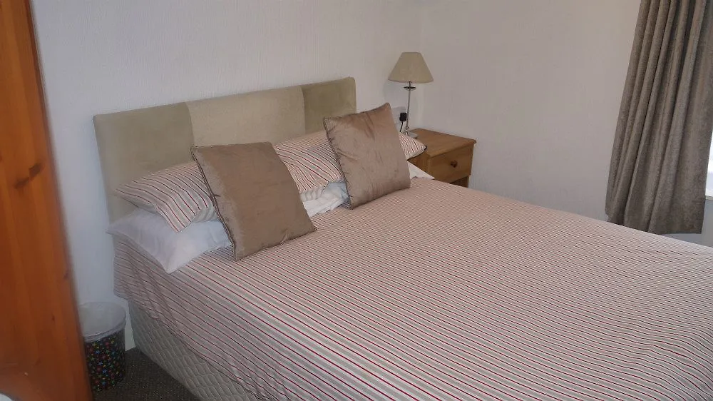 Hazelgrove Guest House Blackpool